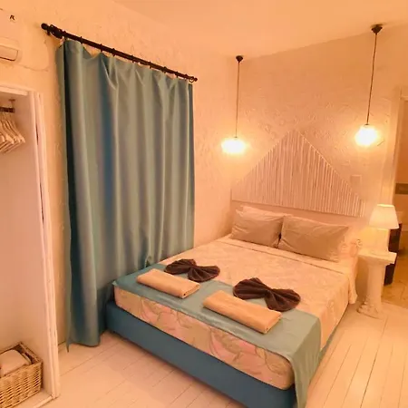 Гостевой дом Kekik Alacati Otel Hacimemis *
